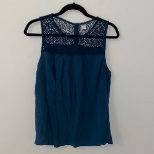 Old navy lace tank